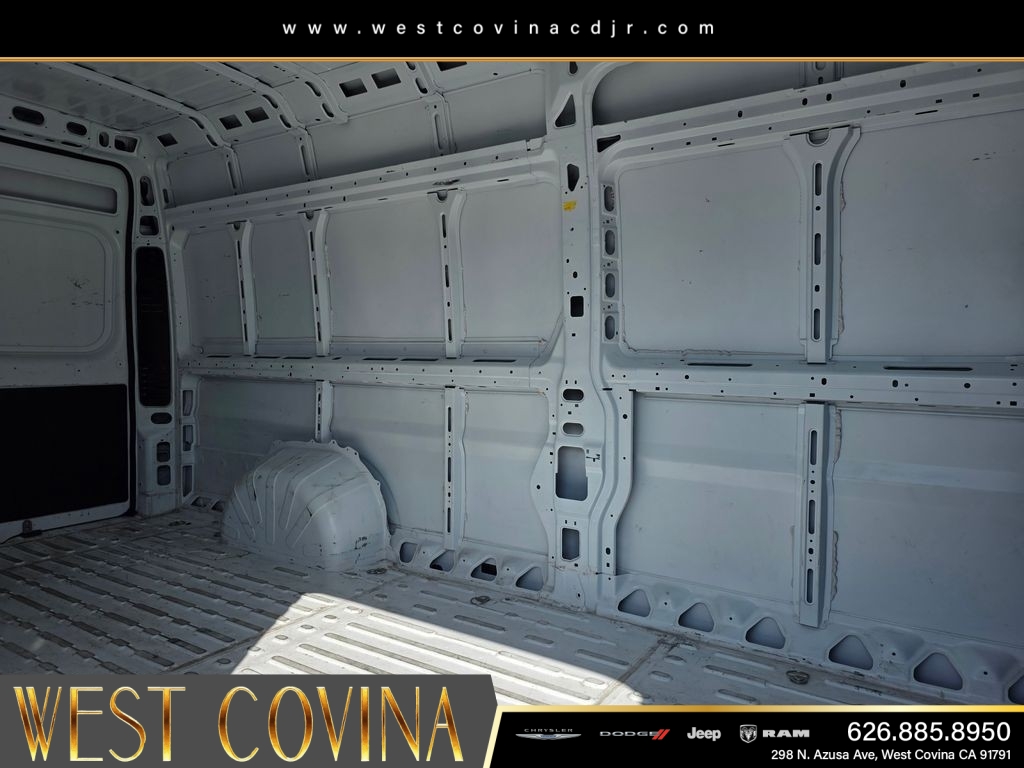 Used 2025 White Ram High Roof image 17