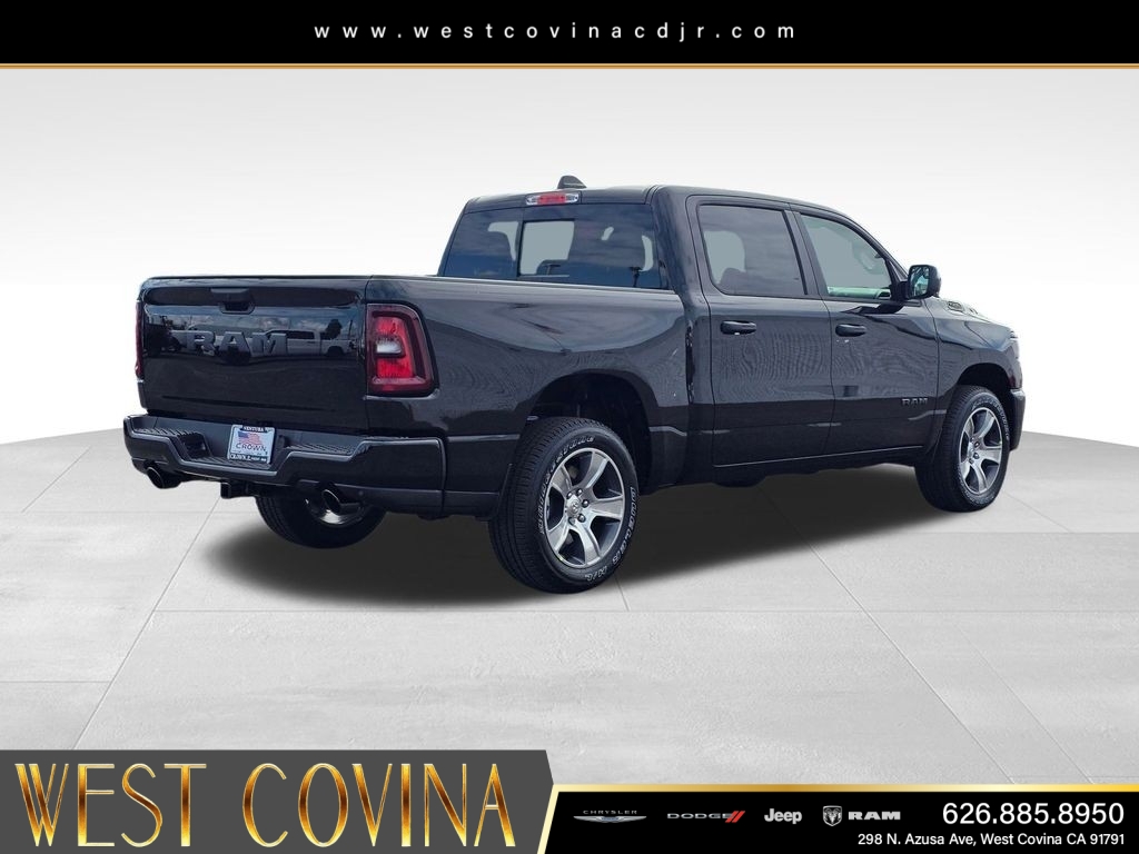 New 2026 Diamond Black Crystal Pearlcoat RAM Express image 5