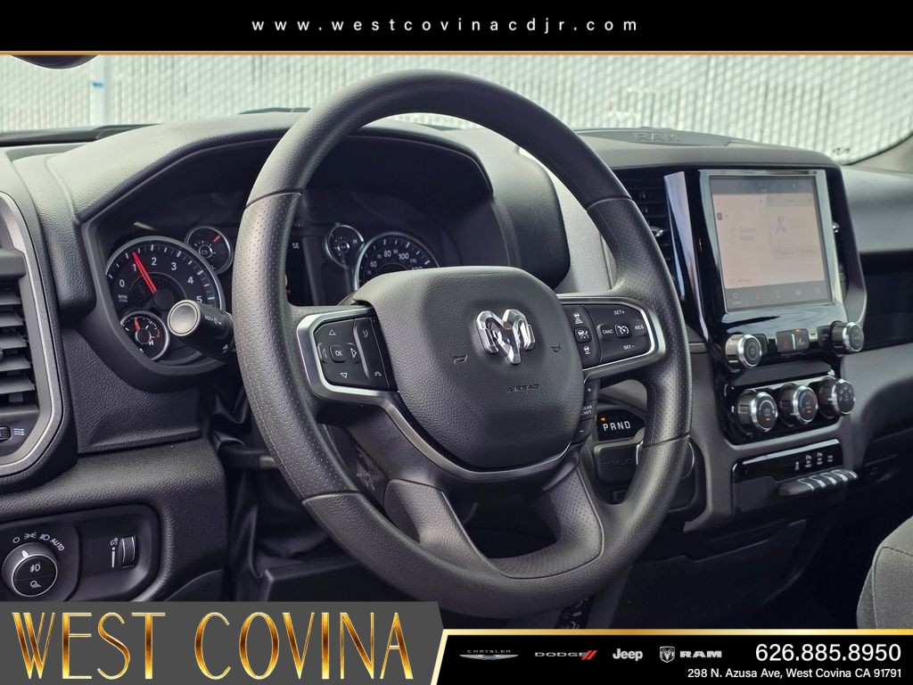 New 2026 Diamond Black Crystal Pearlcoat RAM Express image 14