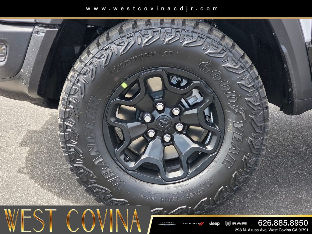 New 2026 Silver Zynith Exterior Paint RAM RHO image 9