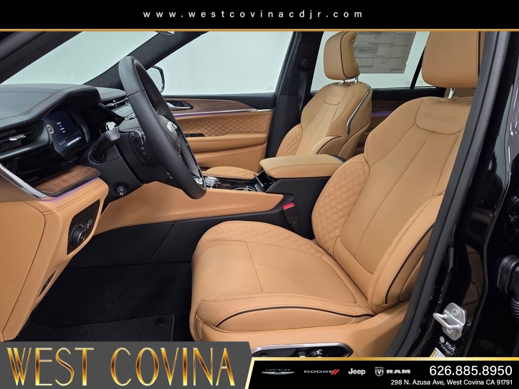 New 2026 Diamond Black Crystal Pearl-Coat Exterior Paint Jeep Summit image 18