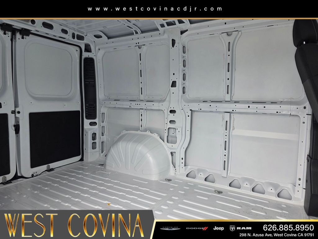 New 2026 Bright White Clear-Coat Exterior Paint RAM Low Roof image 14