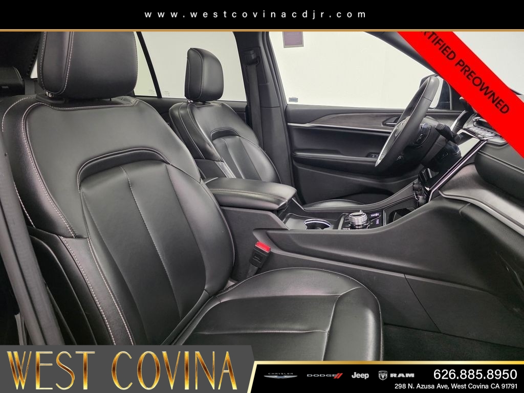 Certified Used 2024 Black Jeep 4xe image 11