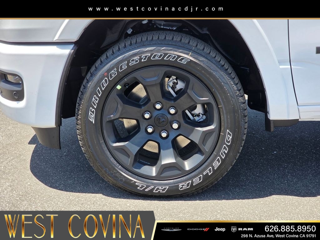 New 2026 Bright White Clear-Coat Exterior Paint RAM Big Horn/Lone Star image 9