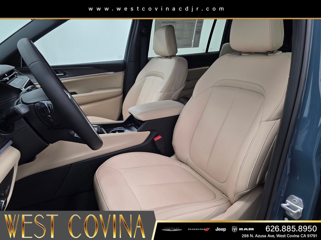 New 2026 Steel Blue Exterior Paint Jeep Limited image 15