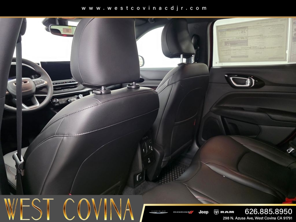 New 2026 Red Hot Pearl-Coat Exterior Paint Jeep Trailhawk image 12