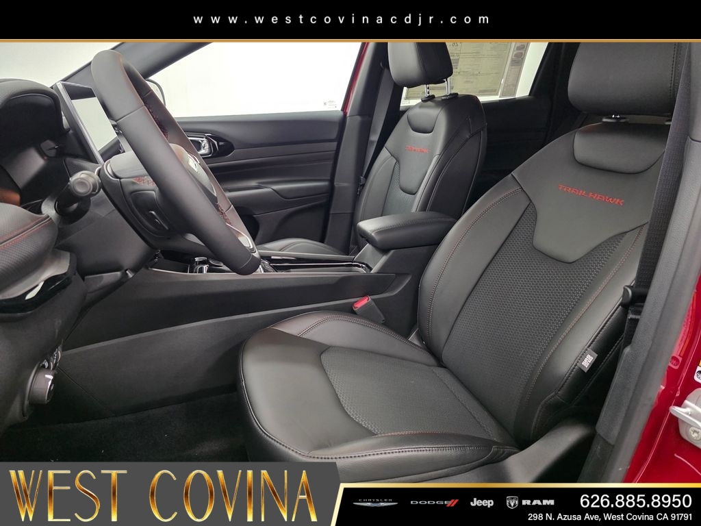 New 2026 Red Hot Pearl-Coat Exterior Paint Jeep Trailhawk image 14