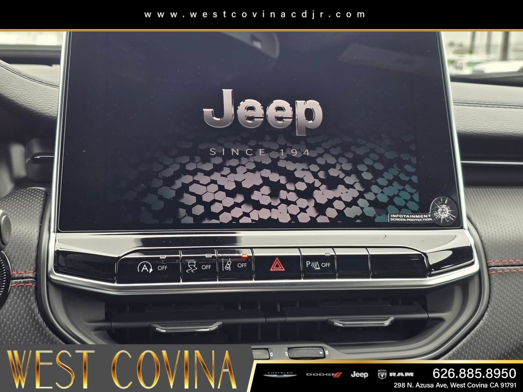 New 2026 Red Hot Pearl-Coat Exterior Paint Jeep Trailhawk image 19