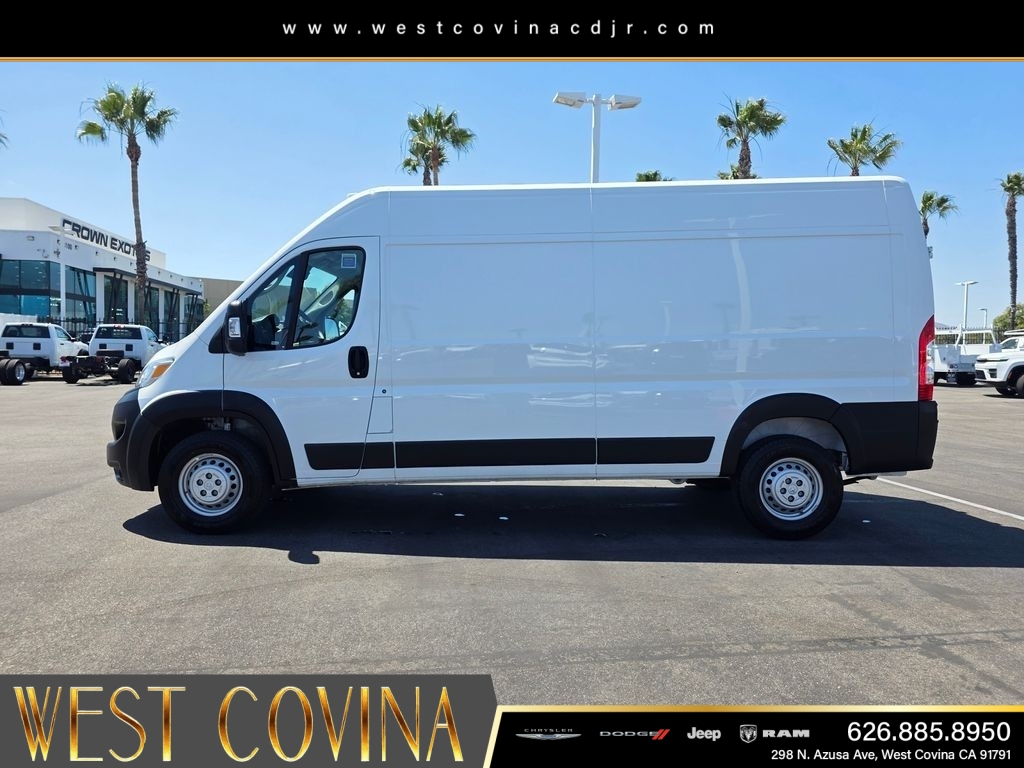 Used 2026 White Ram High Roof image 4