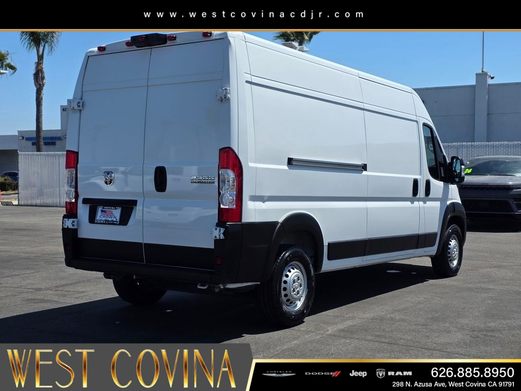Used 2026 White Ram High Roof image 7