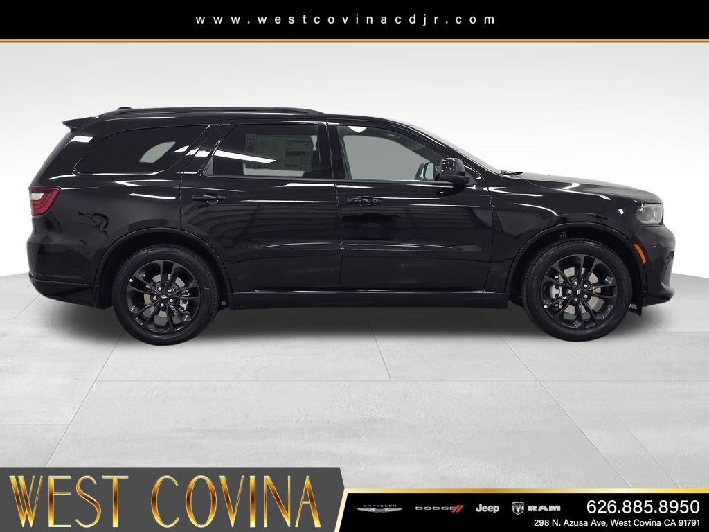 New 2026 Diamond Black Clear-Coat Exterior Paint Dodge GT image 28