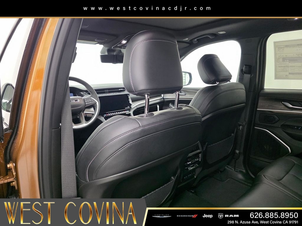 New 2026 Copper Shino Metallic Clear-Coat Exterior Paint Jeep Limited Reserve image 12