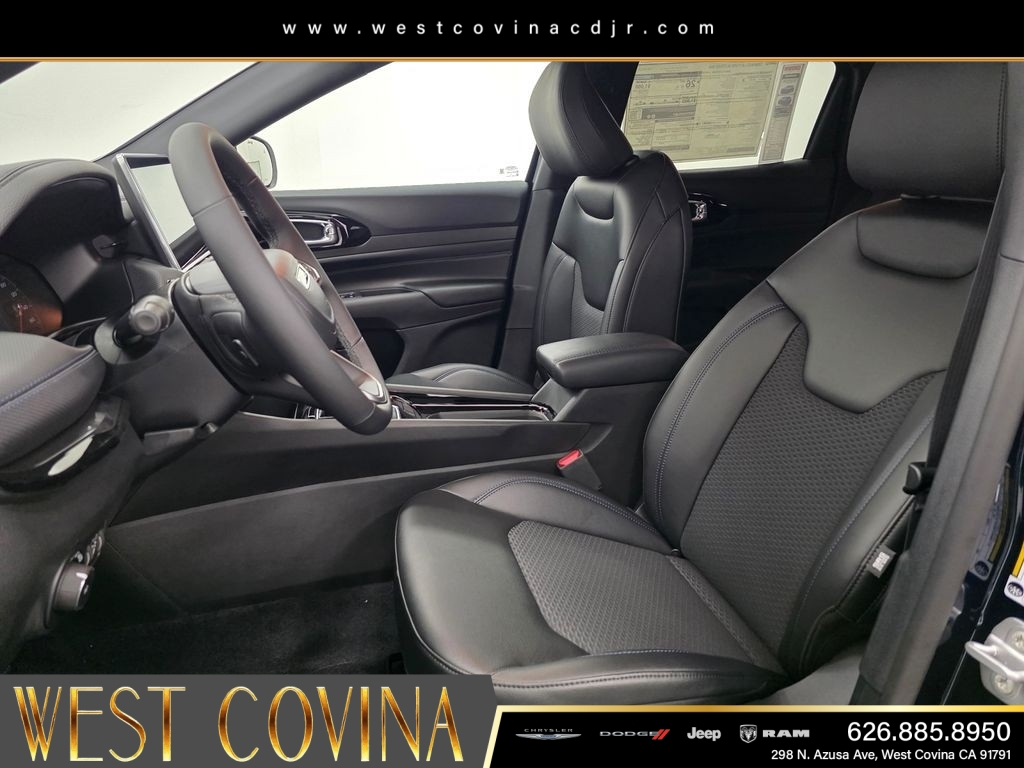New 2026 Fathom Blue Pearl Coat Jeep Latitude image 11