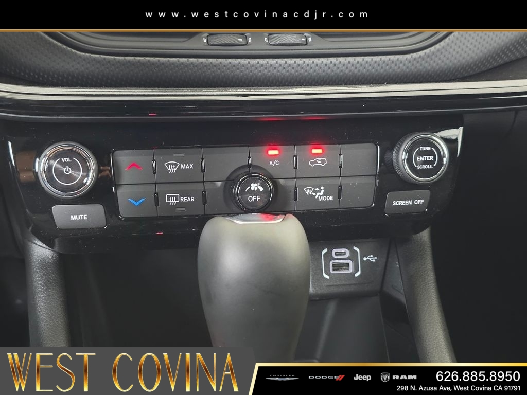 New 2026 Fathom Blue Pearl Coat Jeep Latitude image 18
