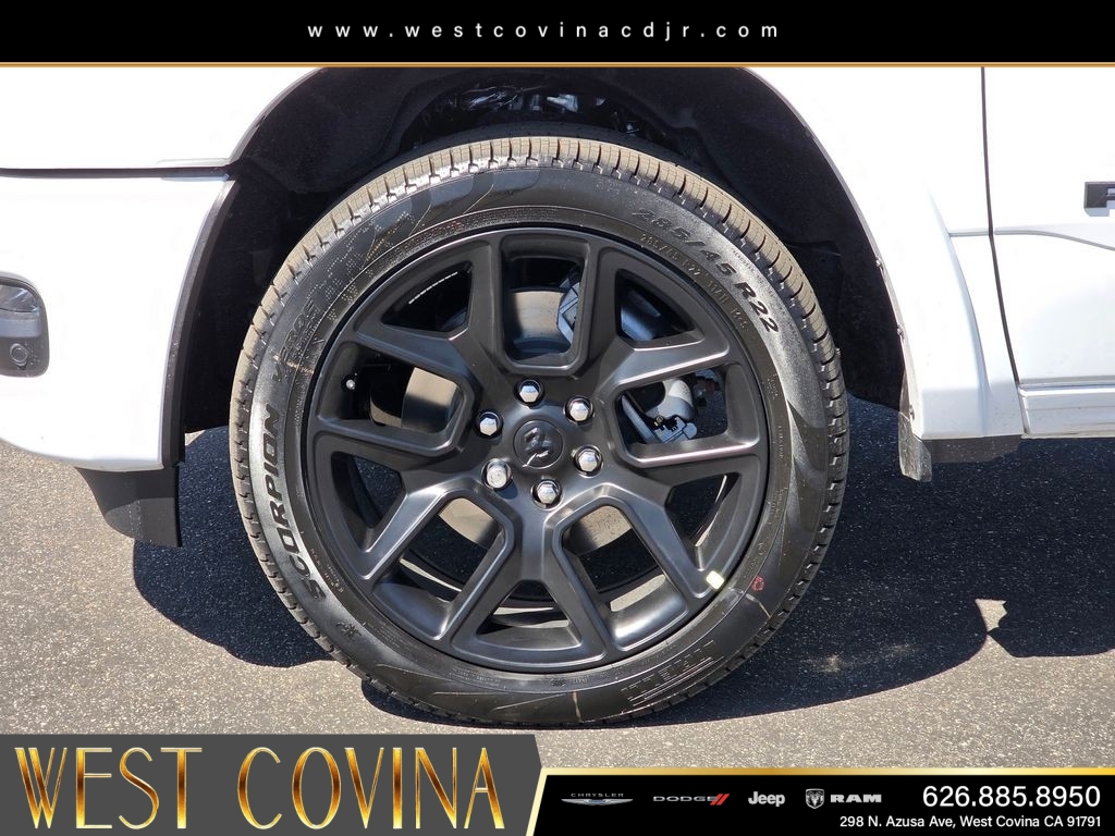 New 2026 Ivory White Tri-Coat Pearl-Coat Exterior Paint RAM Laramie image 9