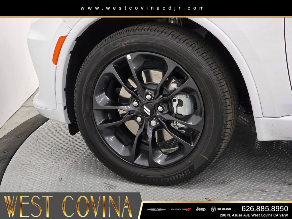 New 2026 White Knuckle Clear-Coat Exterior Paint Dodge GT image 9