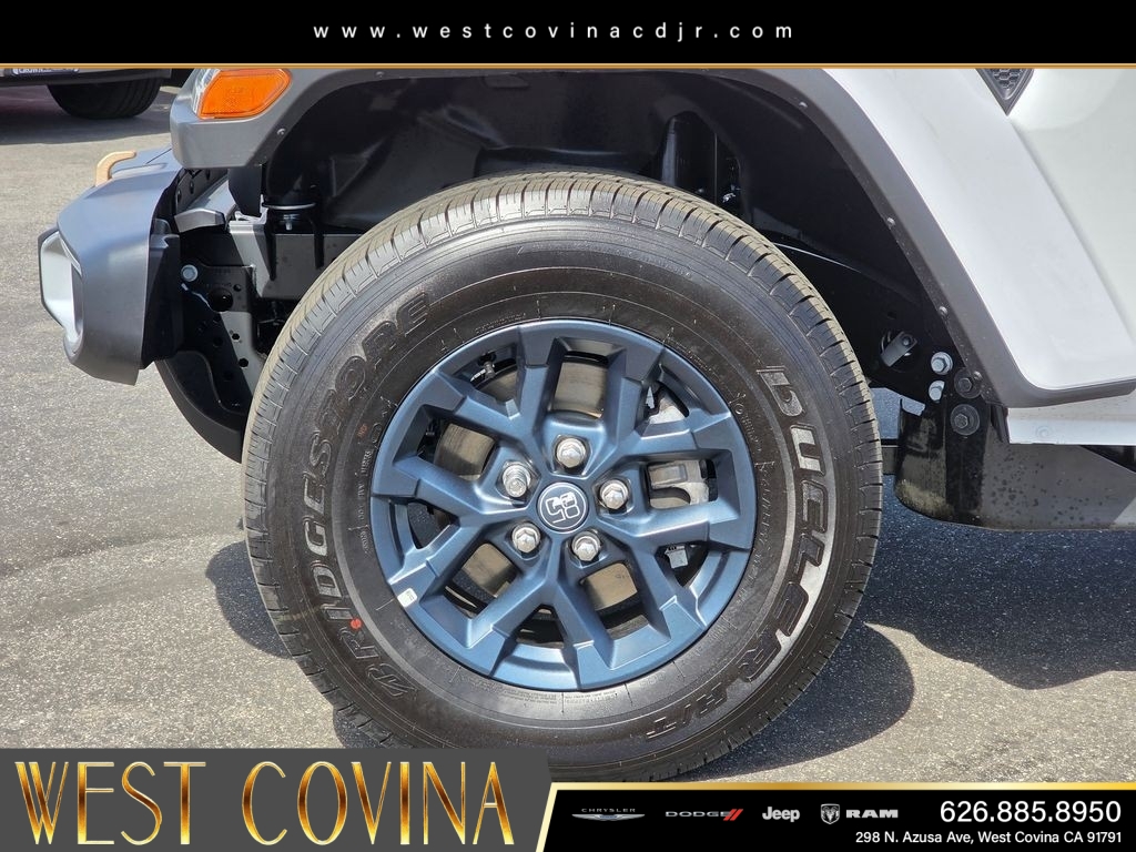 New 2026 Bright White Clearcoat Jeep 85th Anniversary Edition image 9