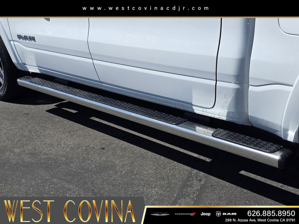 New 2026 Ivory White Tri-Coat Pearl-Coat Exterior Paint RAM Laramie image 10