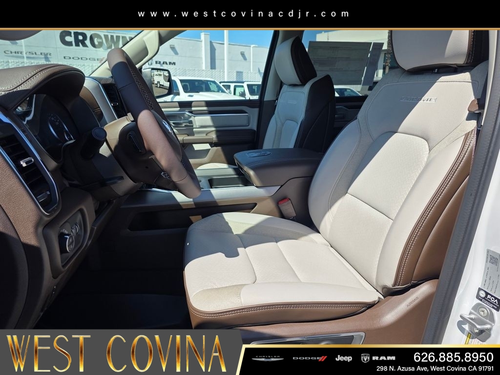 New 2026 Ivory White Tri-Coat Pearl-Coat Exterior Paint RAM Laramie image 13