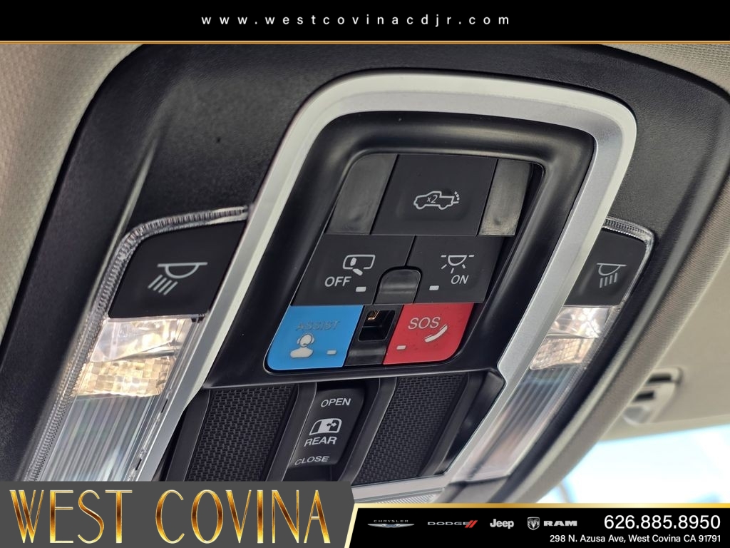New 2026 Ivory White Tri-Coat Pearl-Coat Exterior Paint RAM Laramie image 16