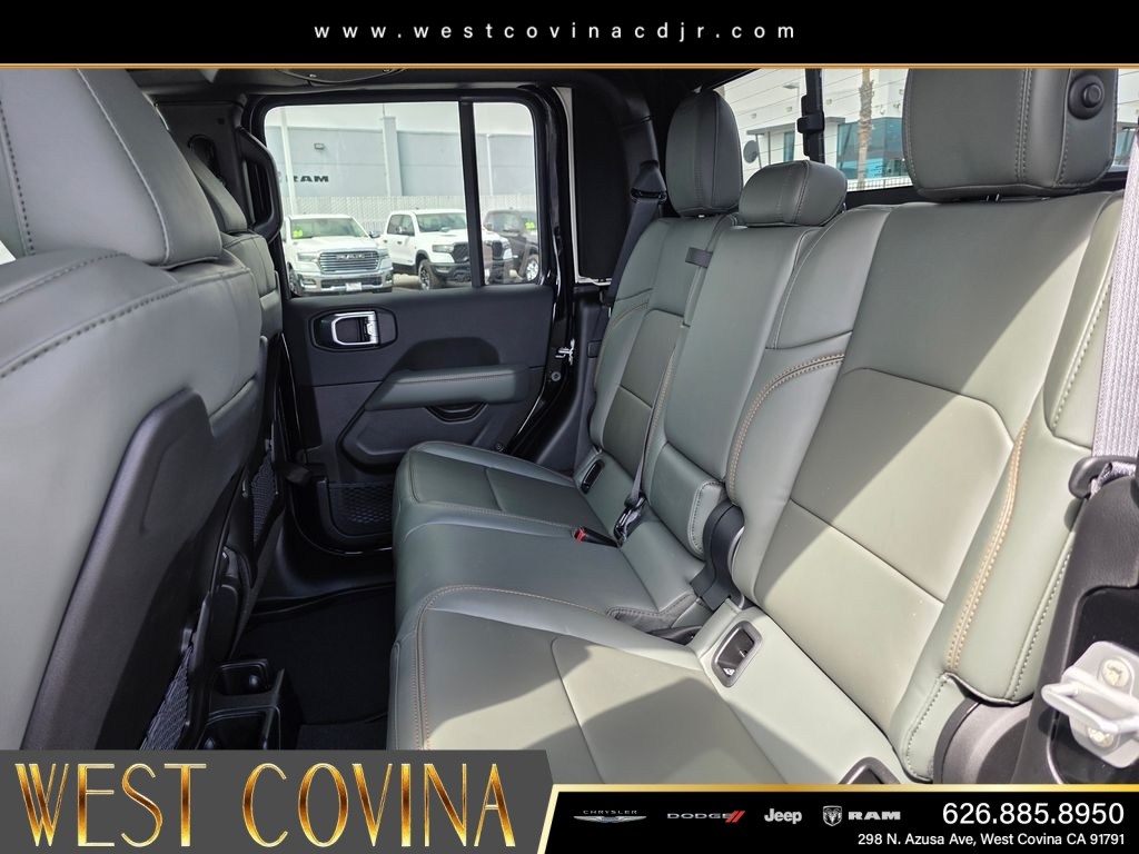 New 2026 Black Clearcoat Jeep Mojave X image 12