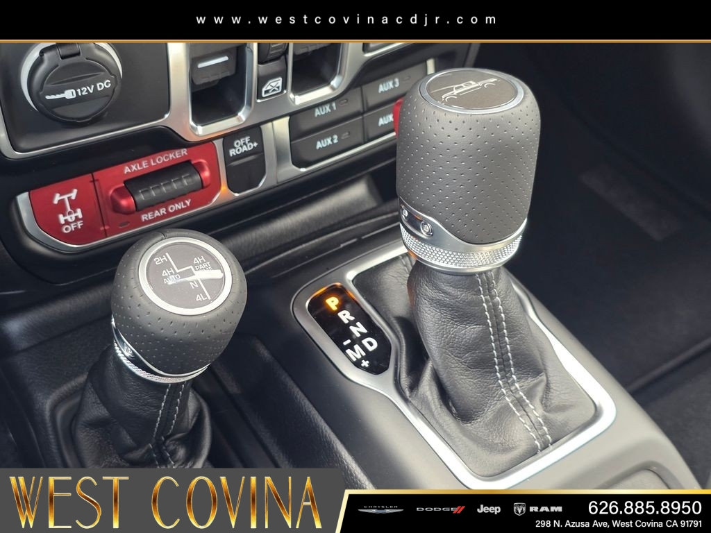 New 2026 Black Clearcoat Jeep Mojave X image 16