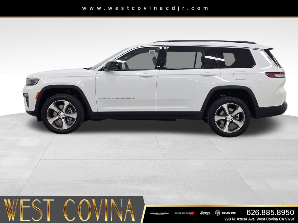 New 2026 Bright White Clear-Coat Exterior Paint Jeep Limited image 8