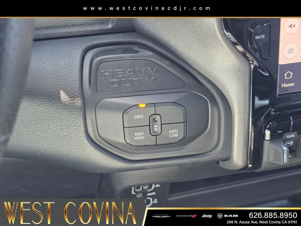 New 2026 Bright White Clearcoat RAM Tradesman image 20