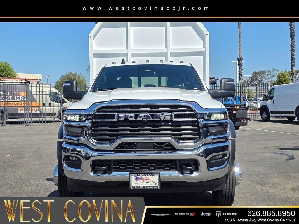 New 2026 Bright White Clear-Coat Exterior Paint RAM Tradesman image 2