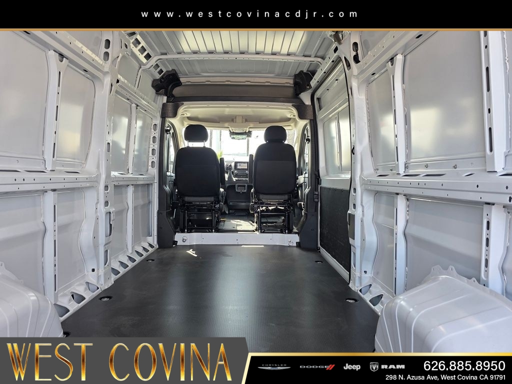 New 2026 Bright White Clearcoat RAM High Roof image 33