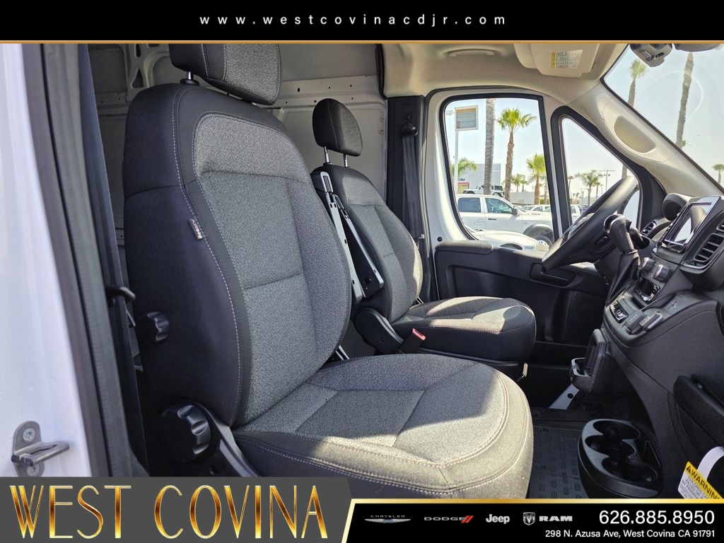 New 2026 Bright White Clearcoat RAM High Roof image 37