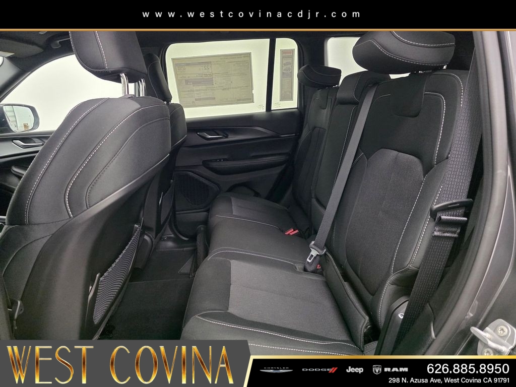 New 2026 Baltic Gray Metallic Clearcoat Jeep Laredo image 12