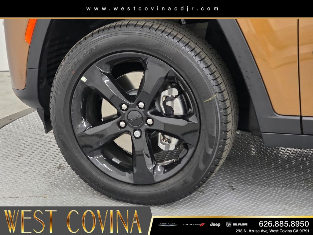 New 2026 Copper Shino Metallic Clearcoat Jeep Limited image 28