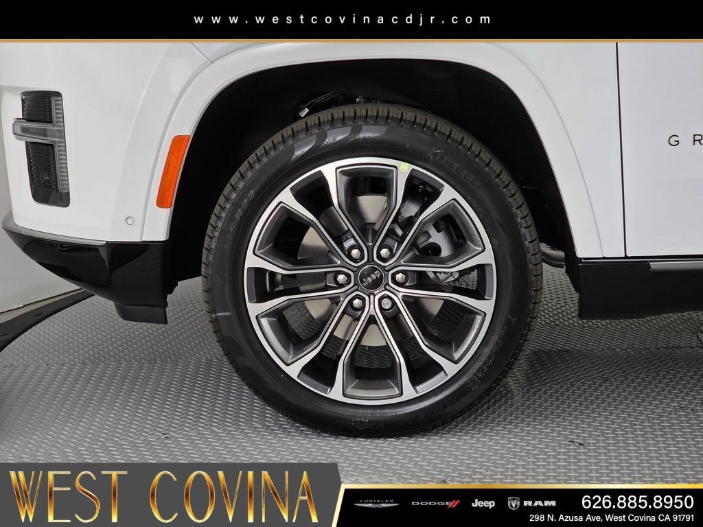 New 2026 Bright White Clearcoat Jeep Summit Reserve image 9