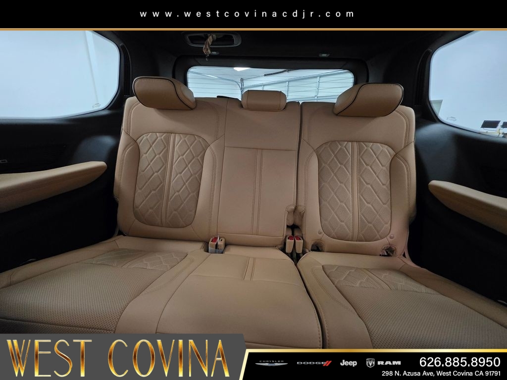 New 2026 Bright White Clearcoat Jeep Summit Reserve image 11