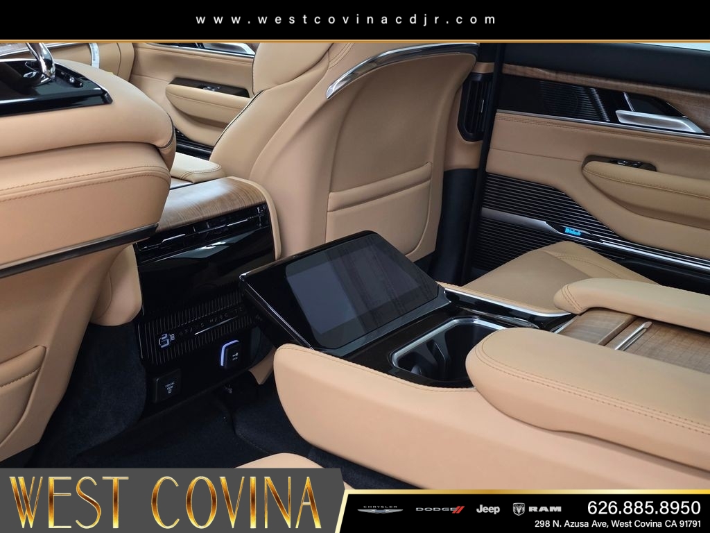 New 2026 Bright White Clearcoat Jeep Summit Reserve image 13
