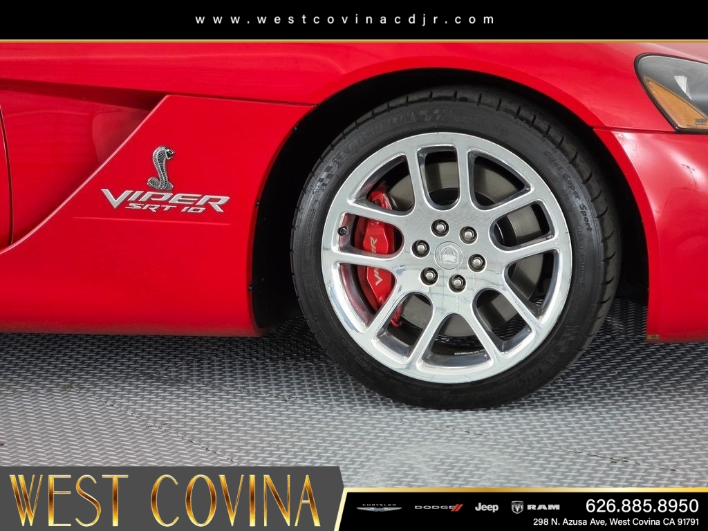Used 2006 Red Dodge SRT10 image 17