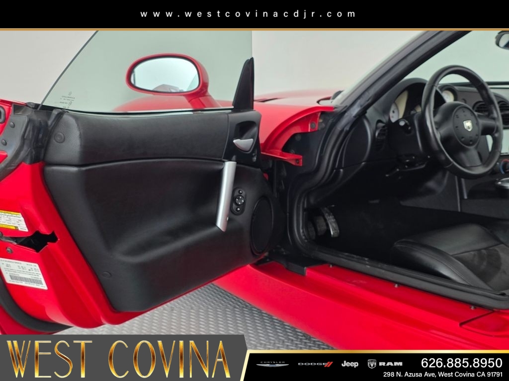 Used 2006 Red Dodge SRT10 image 40