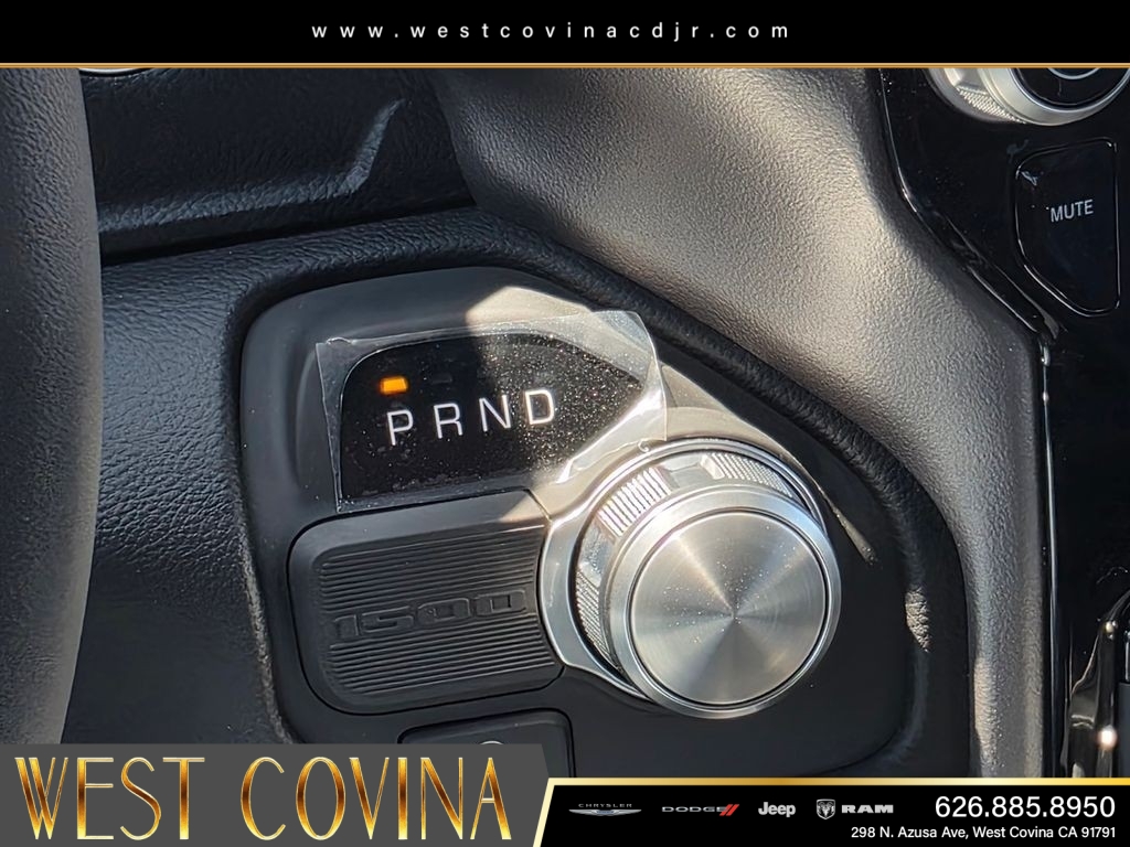 New 2026 Diamond Black Crystal Pearl-Coat Exterior Paint RAM Laramie image 19