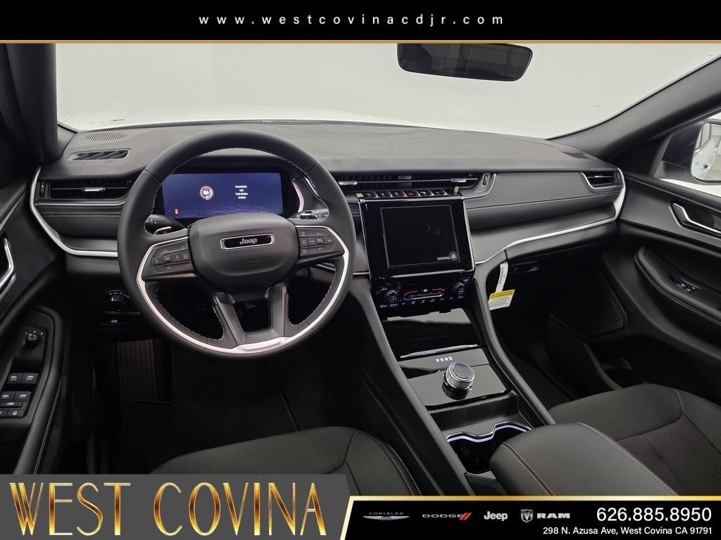 New 2026 Bright White Clearcoat Jeep Laredo image 10