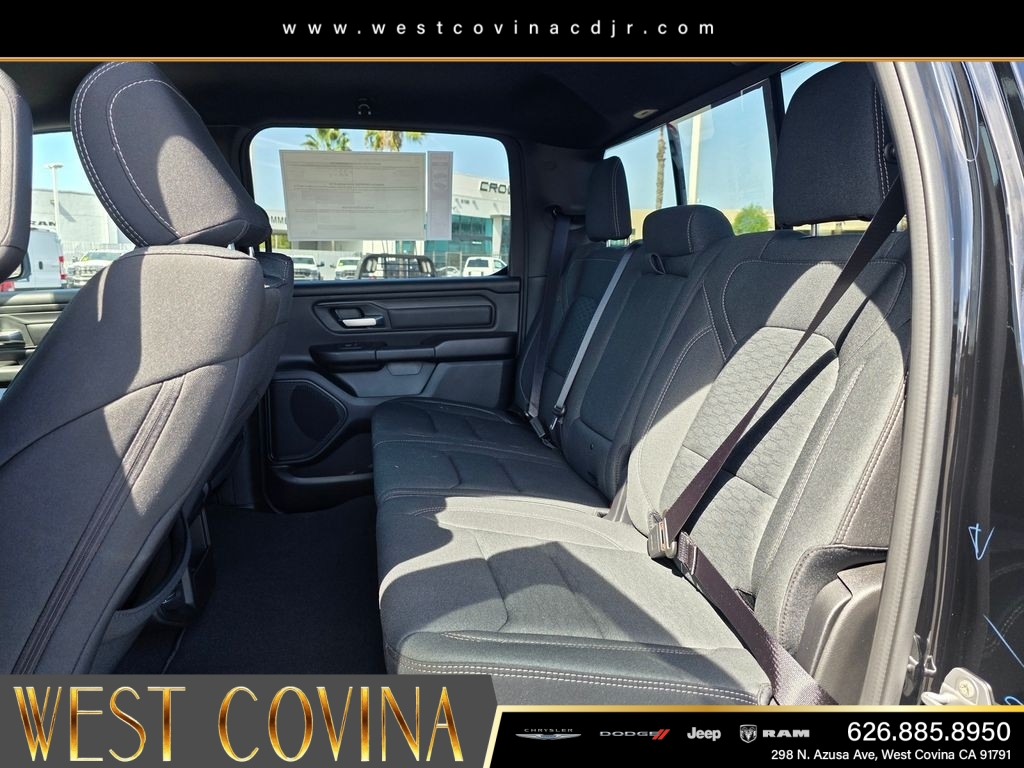 New 2026 Diamond Black Crystal Pearlcoat RAM Express image 11