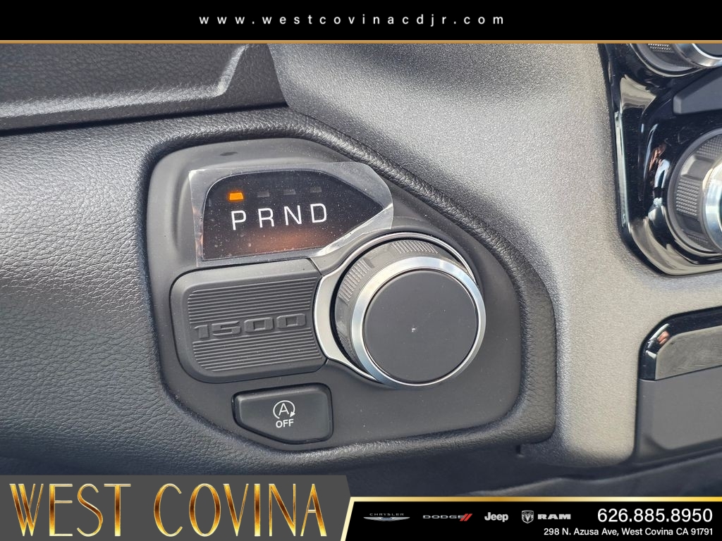 New 2026 Diamond Black Crystal Pearlcoat RAM Express image 20