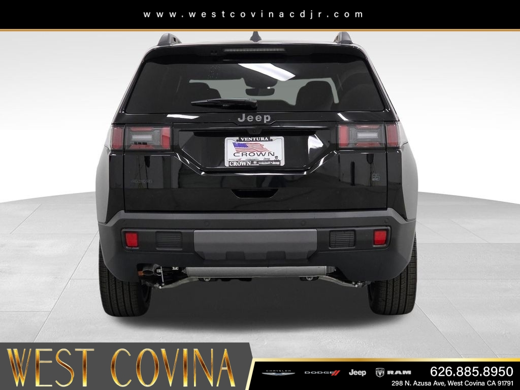 New 2026 Diamond Black Crystal Pearlcoat Jeep  image 6