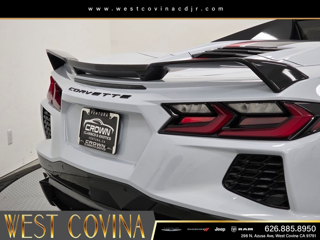 Used 2024 White Chevrolet Stingray image 9