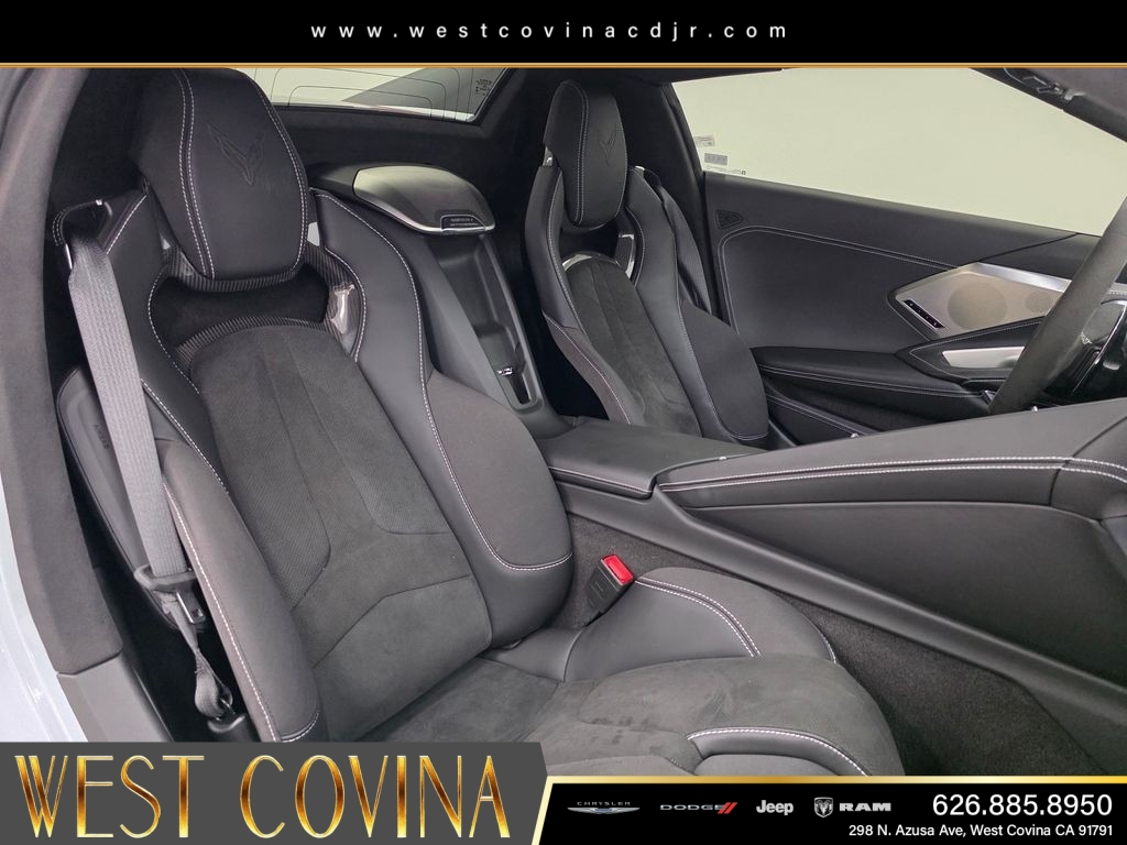 Used 2024 White Chevrolet Stingray image 19