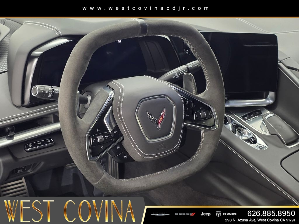 Used 2024 White Chevrolet Stingray image 25