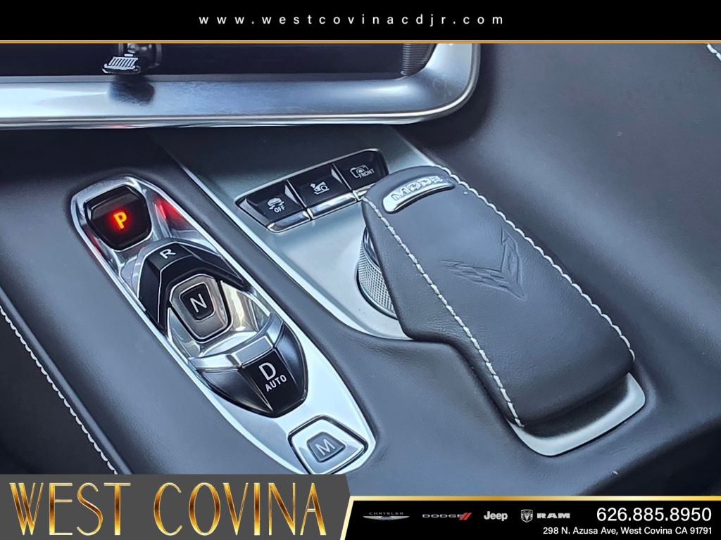 Used 2024 White Chevrolet Stingray image 31