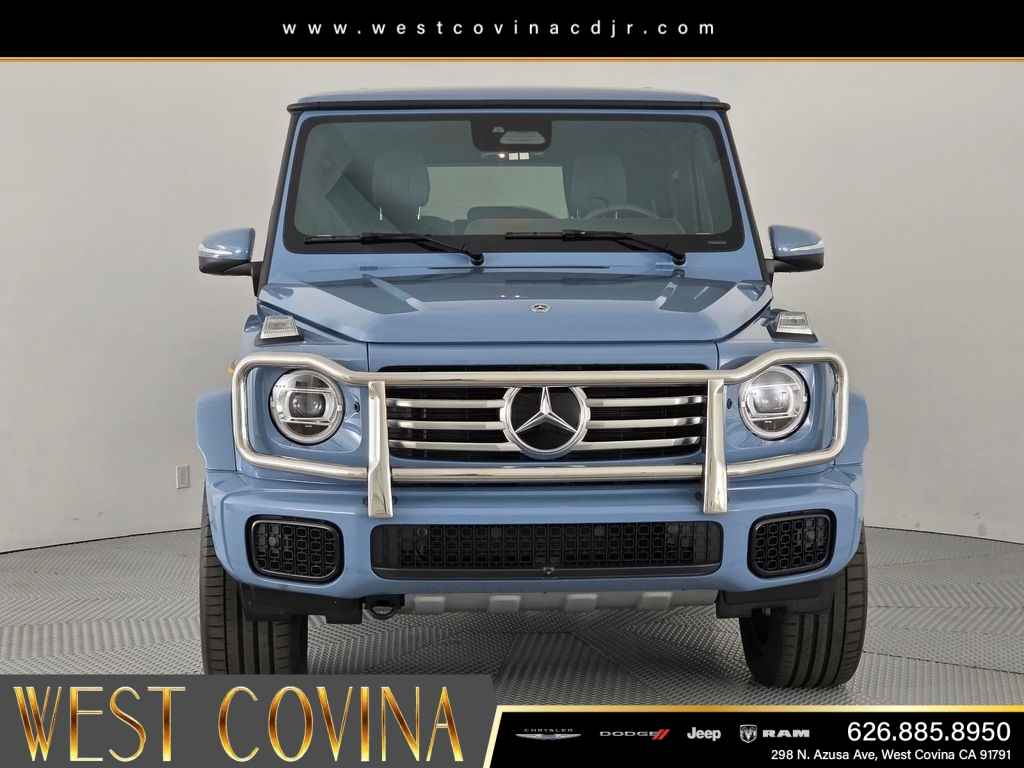 Used 2026  Mercedes-Benz G 550 image 2