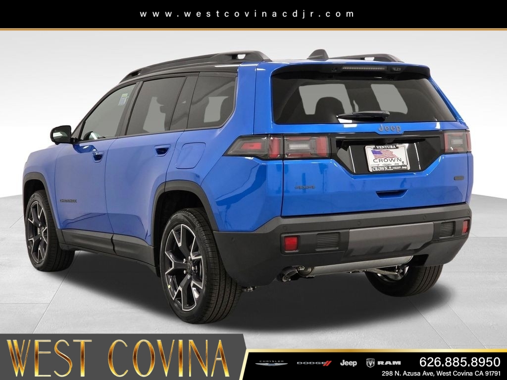 New 2026 Hydro Blue Pearl-Coat Exterior Paint Jeep Overland image 7