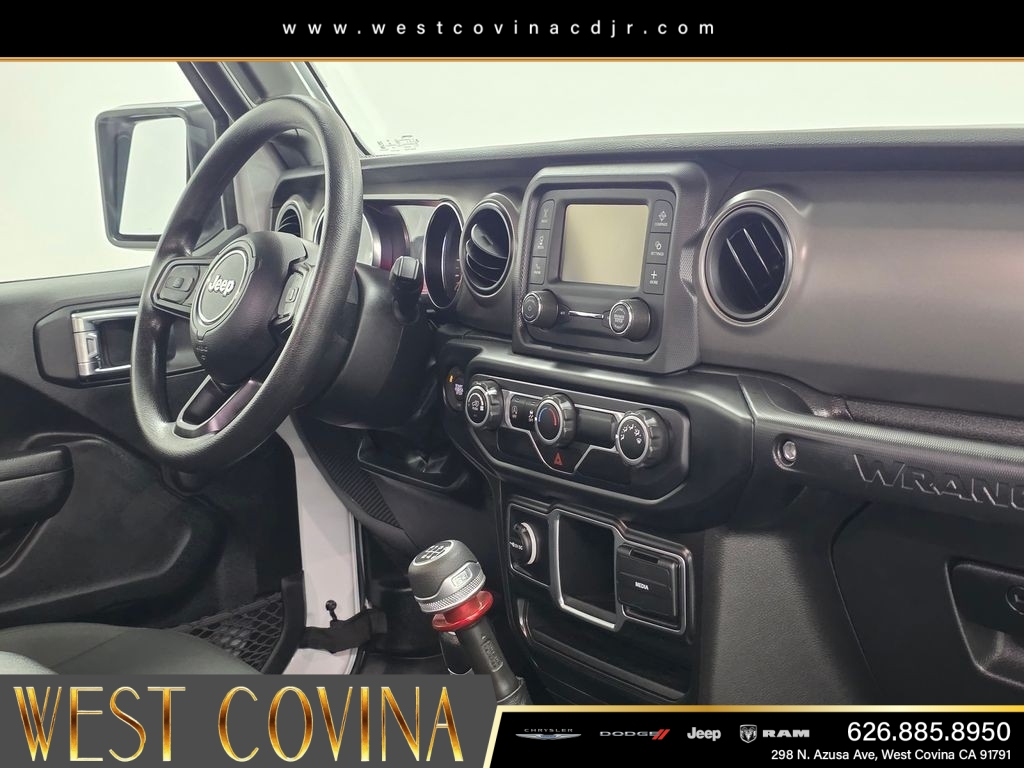 Used 2022 White Jeep Sport image 13